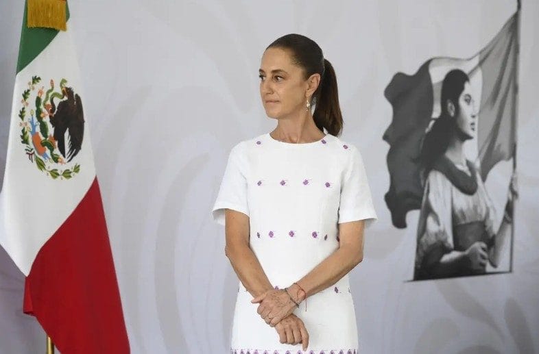 La 4T y la estética de la nación: De los símbolos de AMLO a la feminización del Estado con Sheinbaum