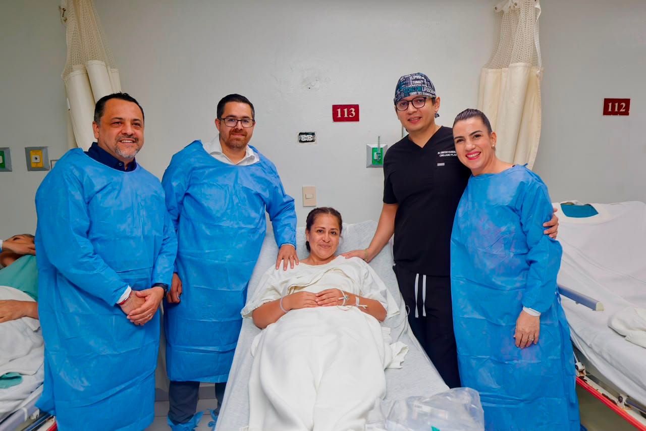 Sinaloa realiza jornada gratuita de reconstrucción mamaria para sobrevivientes de cáncer de mama