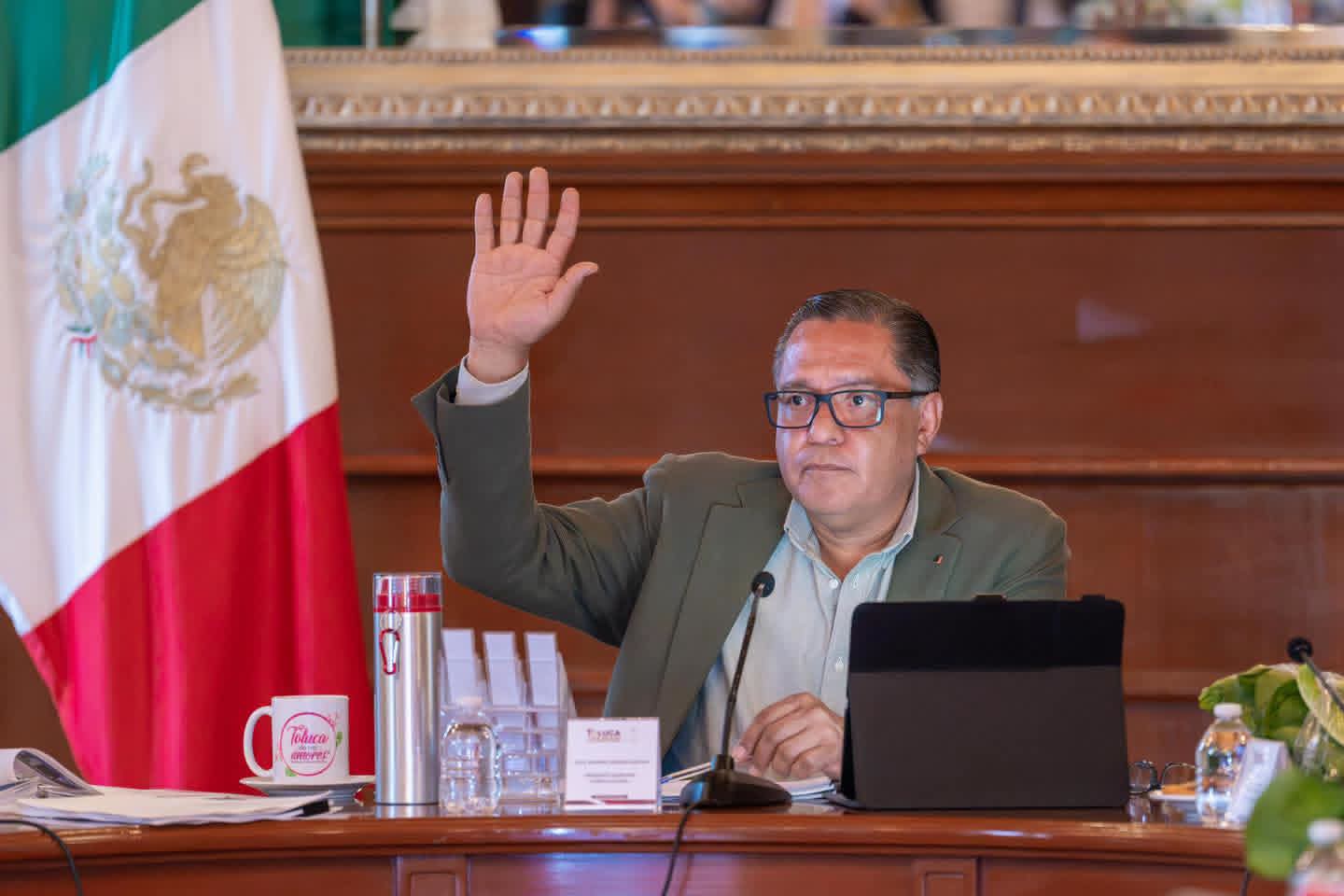 Toluca enfrenta riesgo de hundimientos mientras alcalde defiende la perforación de nuevos pozos