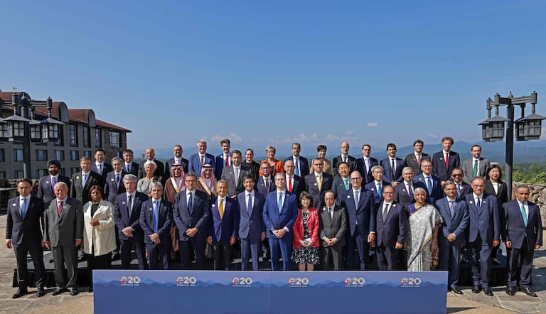 Tensión en el G20: EE. UU. desata críticas al reintegrar a Rusia y restringir el acceso a la prensa