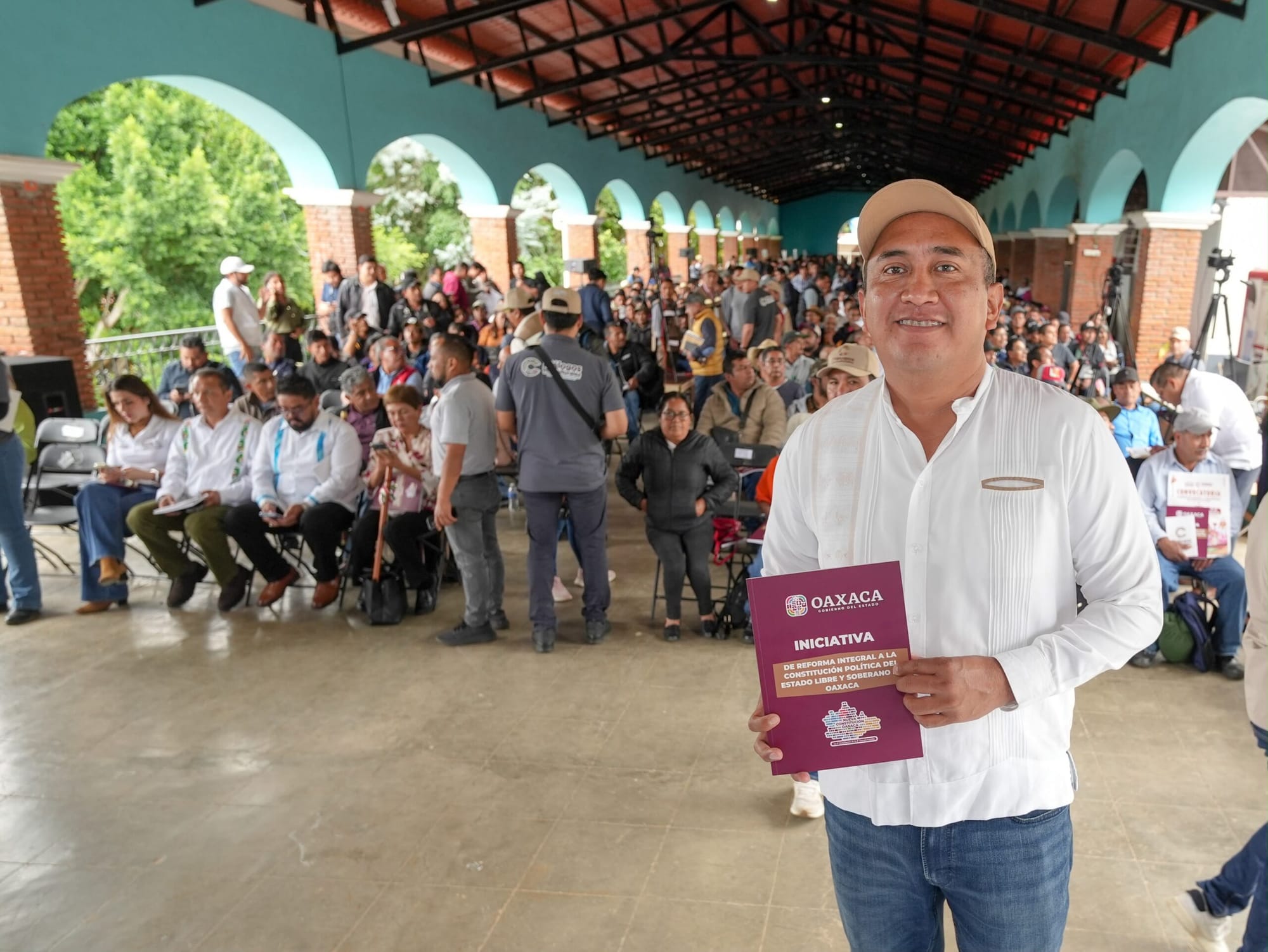 Nino Morales convoca al pueblo de Oaxaca a construir una nueva Constitución centrada en los derechos y el diálogo