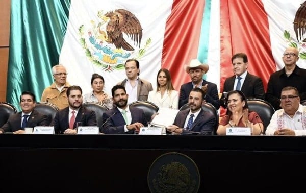 ASF destapa redes de triangulación y desvío de recursos en Nuevo León y Sinaloa