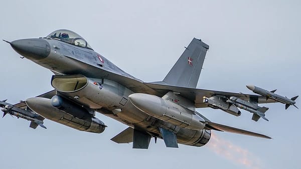 Cazas de la OTAN derriban un dron sobre Letonia tras interferencias de guerra electrónica rusa