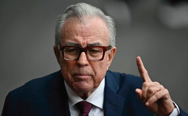 Deslinde de Morena a Rocha Moya evidencia crisis de ingobernabilidad y aislamiento en Sinaloa: Especialista