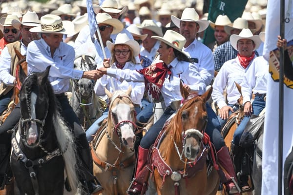 Senadora Olga Sosa refrenda respaldo a Américo Villarreal durante la tradicional Cabalgata de la Unidad