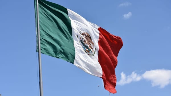 México busca congelar aranceles al acero y al sector automotriz durante la revisión del T-MEC