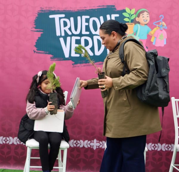 Impulsan el 'Trueque Verde' en el Edomex para frenar el desperdicio de útiles y uniformes escolares