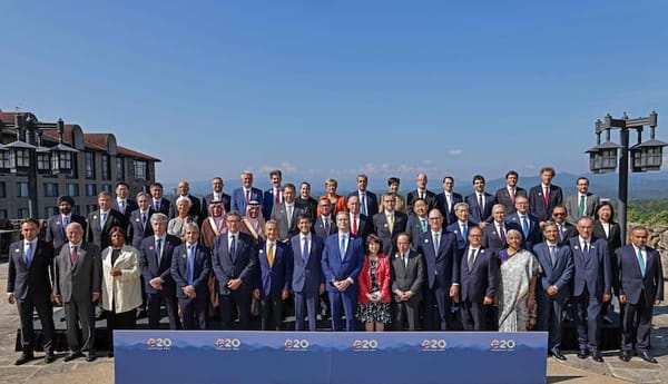 Tensión en el G20: EE. UU. desata críticas al reintegrar a Rusia y restringir el acceso a la prensa