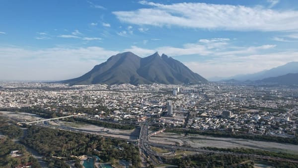 Propone PVEM usar drones para vigilar el Cerro de la Silla y frenar la venta ilegal de terrenos