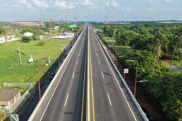 Claudia Sheinbaum inaugura en tiempo récord el Puente de Acceso al Puerto de Veracruz