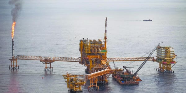 Exigen a la Semarnat fiscalizar los riesgos ambientales de Pemex en aguas profundas