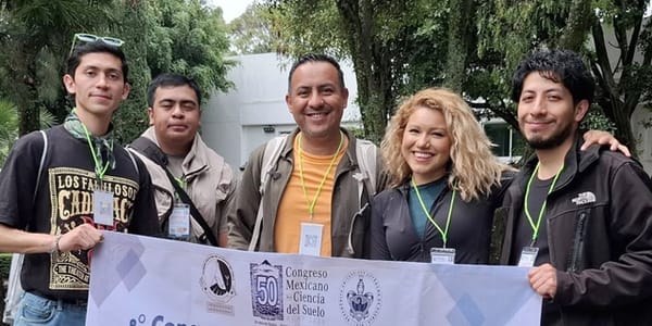 Estudiantes de todo el país evalúan la salud del suelo durante el 50° Congreso de la Ciencia del Suelo en la BUAP