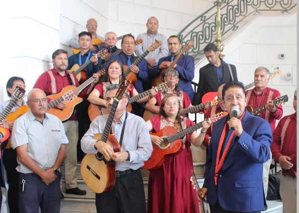 Congreso de la CDMX declara unánimemente el 24 de octubre como el Día de las Rondallas