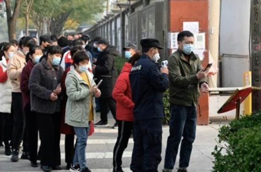  China fortalece su respuesta contra un «grave» rebrote epidémico de covid-19