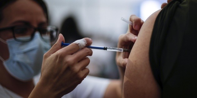  Gobierno de México afirma haber cumplido meta de vacunar a todos los adultos