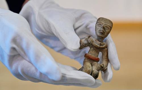  Alemania devuelve objetos mayas hallados en bodega