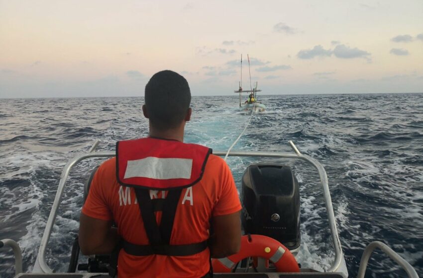  Rescatan a 3 pescadores que estaban a la deriva en Acapulco – Quadratín Guerrero