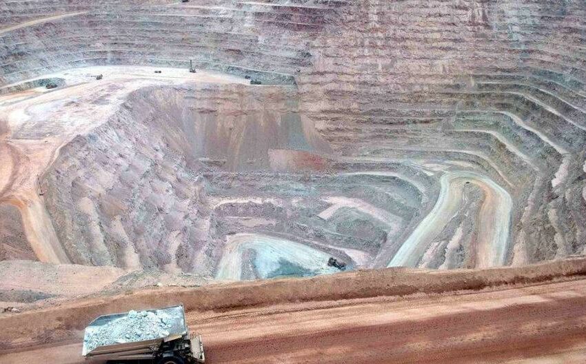  Mineros rechazan elevar impuestos porque dicen arriesgan US$ 50000 millones en inversiones