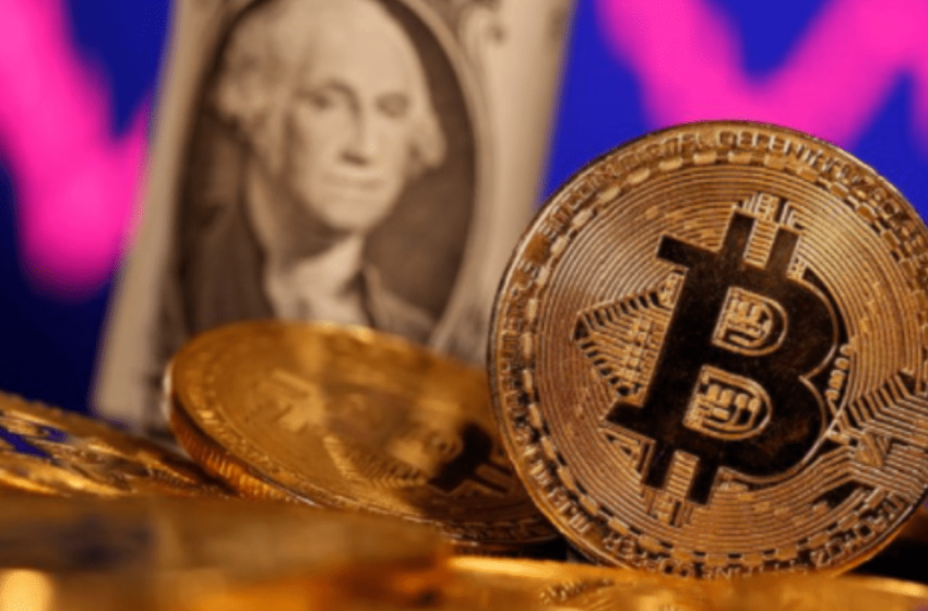  Bitcoin pierde 12% tras liquidación de 1000 millones de dólares en el mercado de criptomonedas