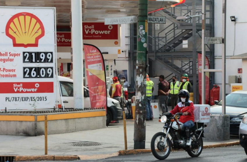  La gasolina en México es más cara que en EU