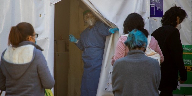  México supera los cuatro millones de casos de COVID mientras contagios suben