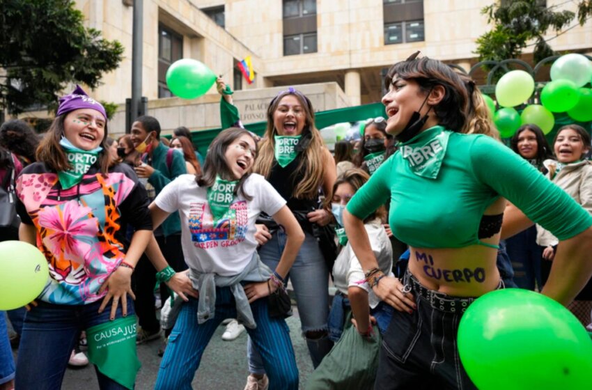  Corte debate despenalización del aborto en Colombia