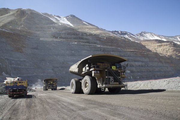  Minera de Luksic reafirma menor proyección de producción para este año y aumento de …