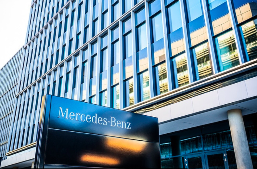  Mercedes-Benz se convierte en accionista de Automotive Cells Company