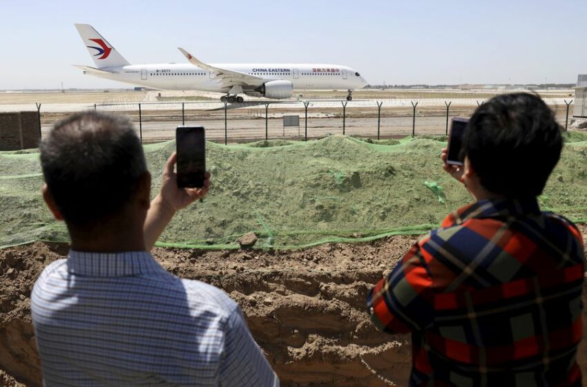  Un avión se estrella en China con 132 personas a bordo