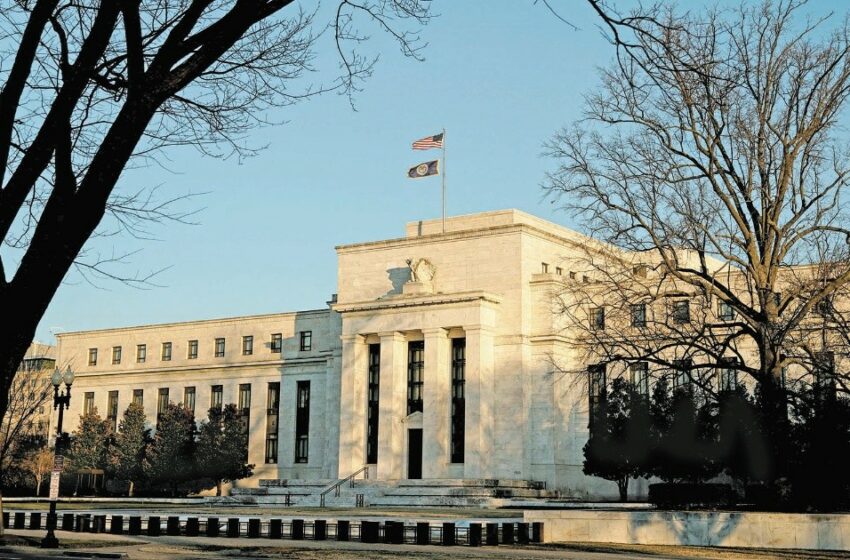  Inflación en Estados Unidos llegará a 4.3% este año, PIB moderará su avance: Fed