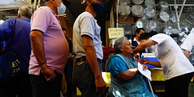  México registra 140 casos y cinco muertes por COVID en 24 horas