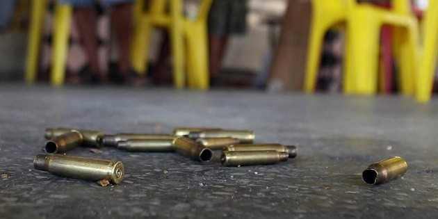  Balacera en restaurante de playa Manzanillo deja cuatro muertos