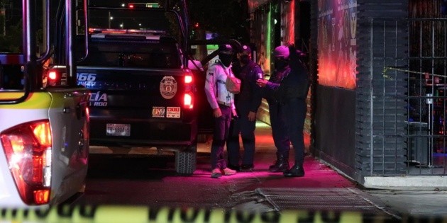  Captan en video ataque mortal a bar de Cancún (VIDEO)