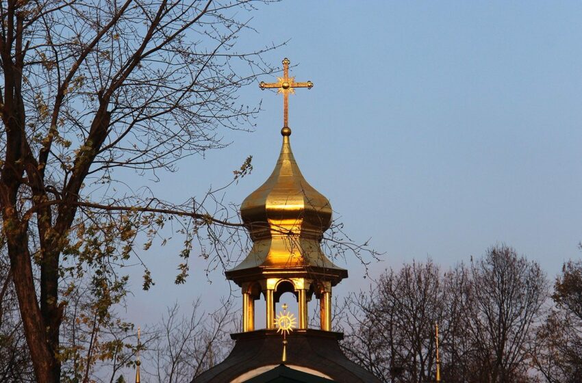  La Iglesia ortodoxa ucraniana vinculada a Moscú afirma su independencia