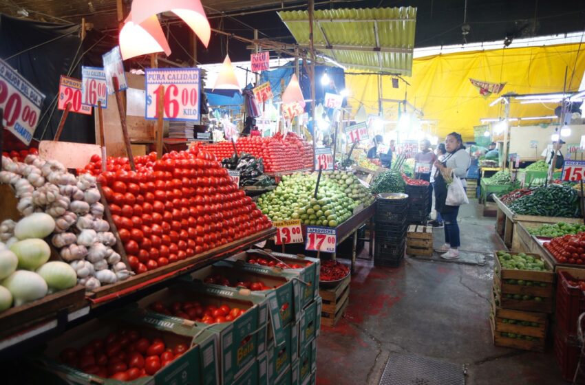  Alza de alimentos lleva la inflación anual en abril a 7.68% – La Jornada