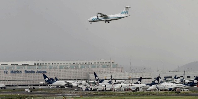  Especialistas piden revisar el espacio aéreo de la Ciudad de México