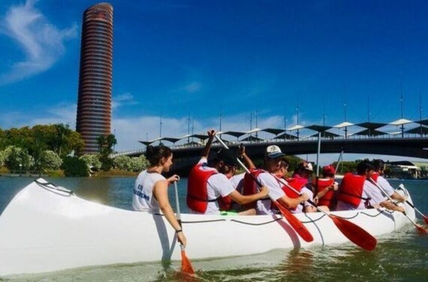  Ruta en canoa india por el Guadalquivir con motivo del Día Mundial del Medio Ambiente