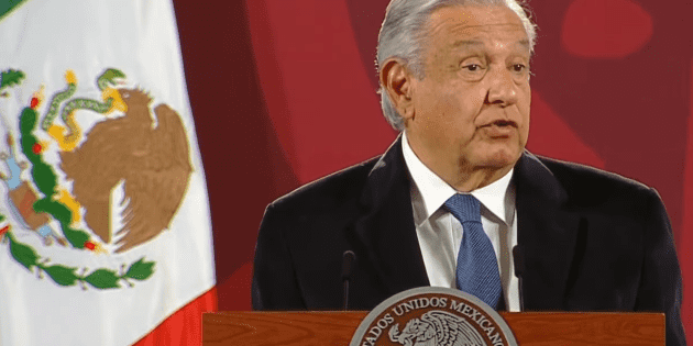  López Obrador promete un plan energético "sorprendente" tras charla con Kerry