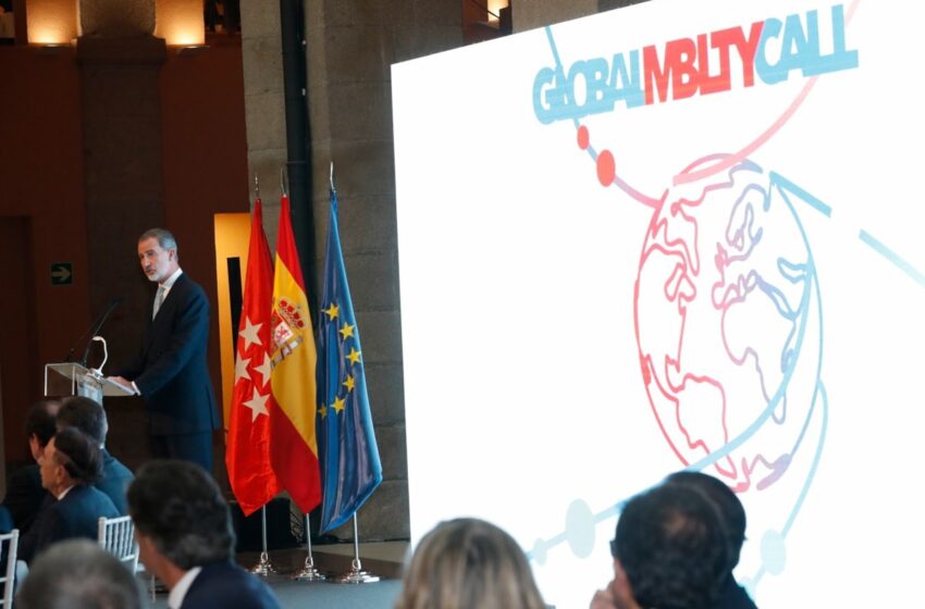  Felipe VI defiende "nuevos modelos de movilidad" que sean "respetuosos" con el medio ambiente