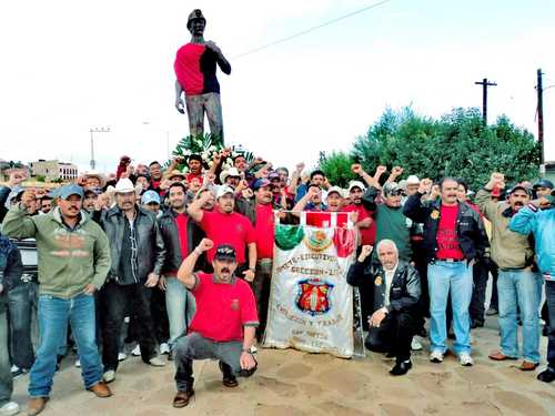  Mineros en huelga temen colusión de la STPS con el Grupo México – La Jornada