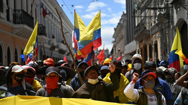  Ecuador: índices oficiales aseguran que un 25% de la población es pobre