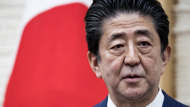  Trasladaron a Tokio el cuerpo de Abe mientras investigan el móvil del crimen