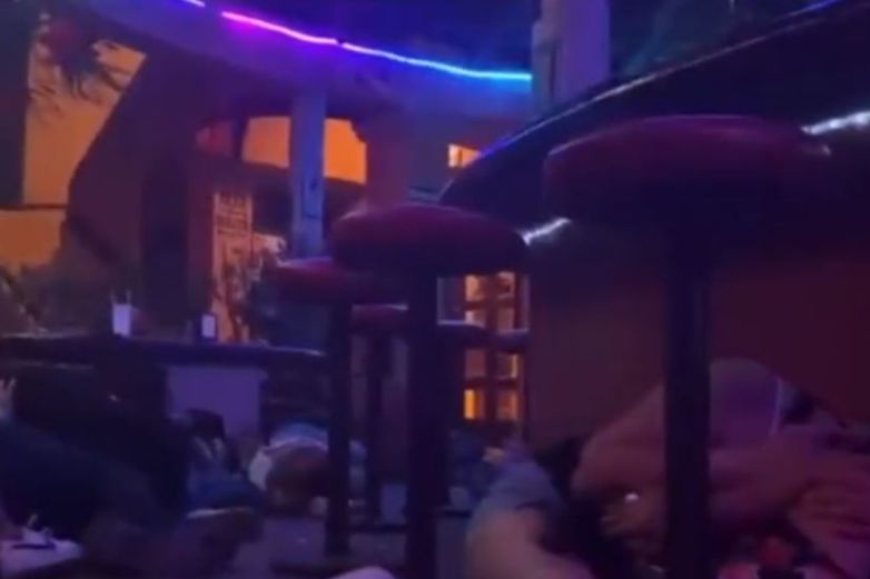  Video: No se vayan a levantar; captan balacera en bar de Sonora – Netnoticias