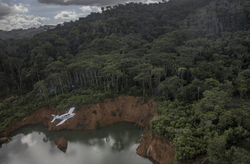  Las pistas de aterrizaje clandestinas detrás de la crisis de la minería ilegal en Brasil – Prensa Libre