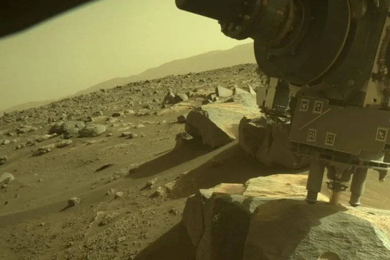  El curioso pelo que fue hallado en Marte por Perseverance y desconcertó a la NASA