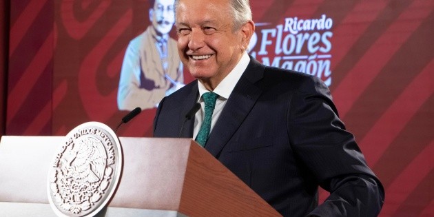  López Obrador defiende nombramiento de Leticia Ramírez en la SEP