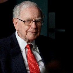  Warren Buffett consigue autorización para quedarse con el 50% de Occidental Petroleum