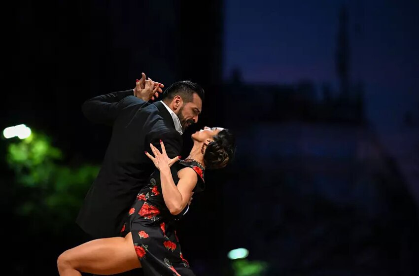  Dos parejas argentinas arrasan en el Mundial de Tango de Buenos Aires