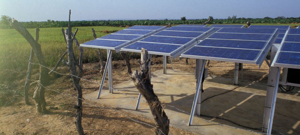 Las energías renovables son un valor fundamental en la lucha contra el hambre y el cambio climático. Foto: Banco Mundial/Curt Carnemark