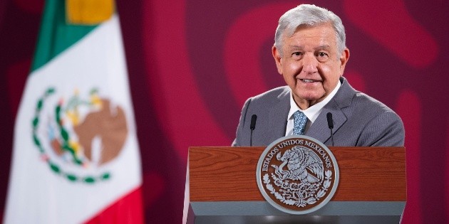  López Obrador pide que el GIEI continúe investigación de Ayotzinapa hasta 2024